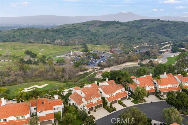 Detail Gallery Image 4 of 61 For 27 Mirador, Irvine,  CA 92612 - 3 Beds | 2/1 Baths