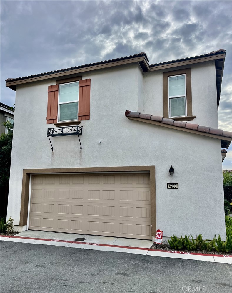 4255 Vermilion Court