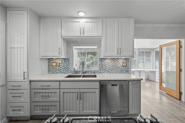 Detail Gallery Image 8 of 45 For 19366 Avenue of the Oaks, Newhall,  CA 91321 - 2 Beds | 2 Baths