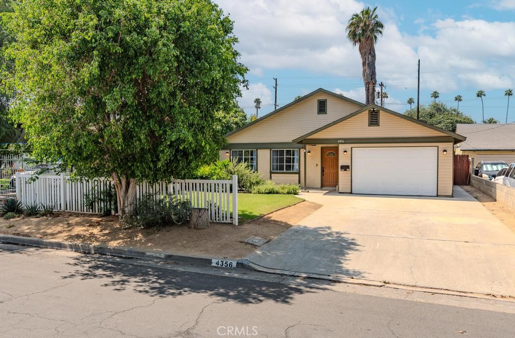 4356 Gardena Drive