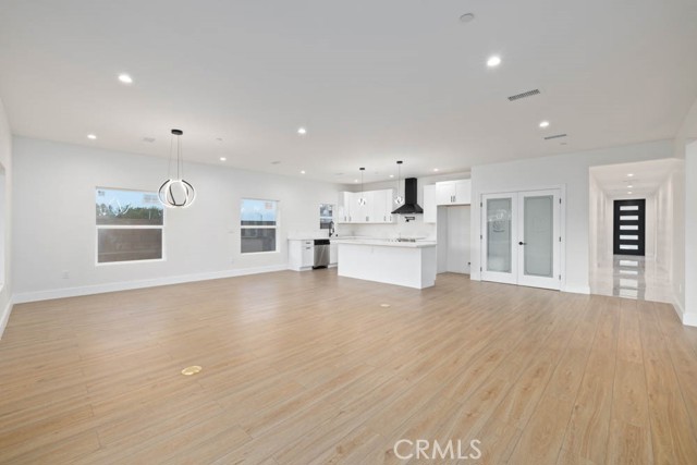 36733 42nd E Street, Palmdale CA: https://media.crmls.org/medias/daf3cb5f-ea8d-47e0-bb5c-faffd8eb84fa.jpg