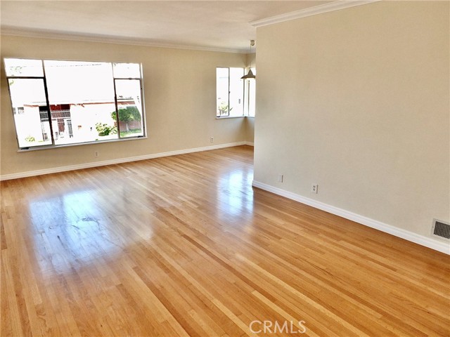 Detail Gallery Image 4 of 37 For 1250 E East 3rd Street #7,  Long Beach,  CA 90802 - 1 Beds | 1 Baths