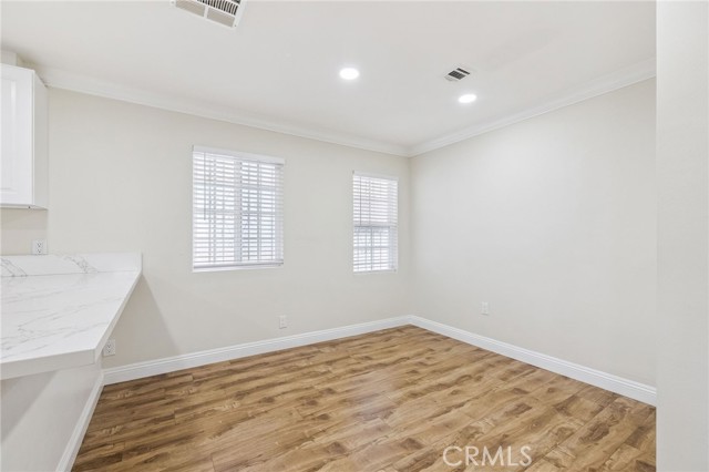 2104 Crenshaw Boulevard, Los Angeles CA: https://media.crmls.org/medias/daf56e86-28a5-45ed-a099-82b80bda8f83.jpg