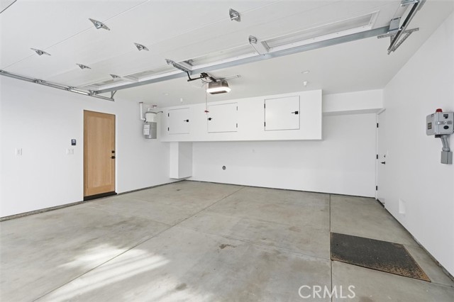 Detail Gallery Image 41 of 45 For 617 N Irena Ave #C,  Redondo Beach,  CA 90277 - 5 Beds | 3/1 Baths