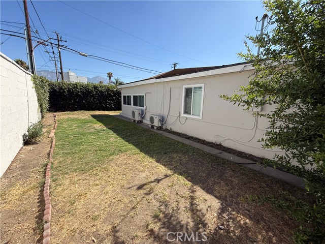 Detail Gallery Image 20 of 22 For 1055 N Del Norte Ave, Ontario,  CA 91764 - 4 Beds | 2 Baths