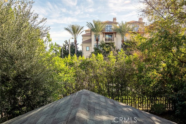 301 N Hudson Avenue, Pasadena CA: https://media.crmls.org/medias/daf614a5-c78f-41cf-9eb2-80e455e237b3.jpg