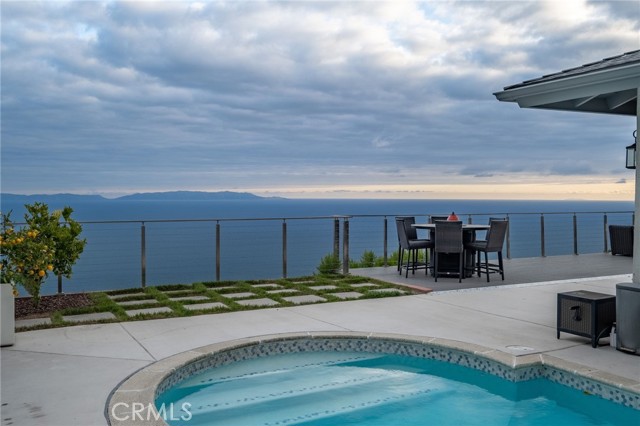 30481 Ganado, Rancho Palos Verdes, California 90275, 4 Bedrooms Bedrooms, ,3 BathroomsBathrooms,Residential,For Sale,Ganado,PV26067604