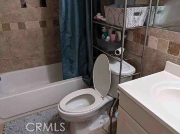 Detail Gallery Image 15 of 17 For 2211 S Fairview St, Santa Ana,  CA 92704 - – Beds | – Baths