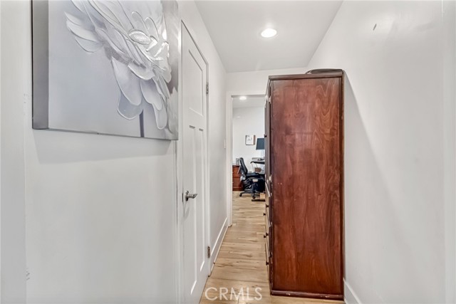 Detail Gallery Image 15 of 26 For 2884 Crescent-Way Thousand Oaks Way, Thousand Oaks,  CA 91362 - 2 Beds | 1 Baths