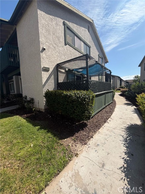 Front Image Thumbnail for CRPW26056037