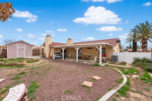 Detail Gallery Image 14 of 14 For 1827 Louise, Lancaster,  CA 93534 - 4 Beds | 2 Baths