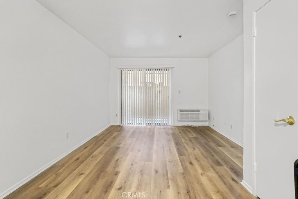 MLS #SB25054169 image #9