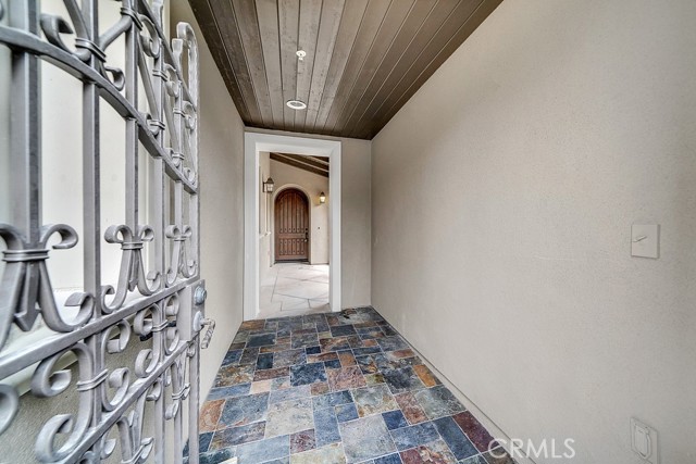 Detail Gallery Image 4 of 57 For 19 via Lucena, San Clemente,  CA 92673 - 5 Beds | 3/1 Baths