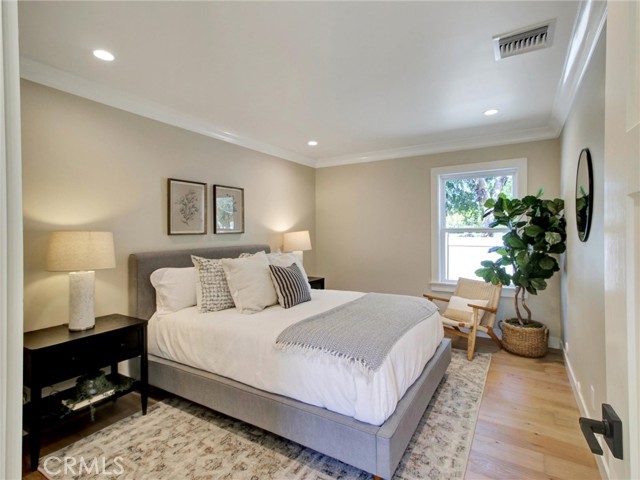 Detail Gallery Image 26 of 43 For 2171 Stearnlee, Long Beach,  CA 90815 - 4 Beds | 3 Baths