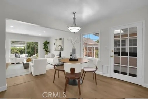 1485 Bellwood Road, San Marino CA: https://media.crmls.org/medias/dafaed9b-2c32-4aca-8536-cf829371540e.jpg