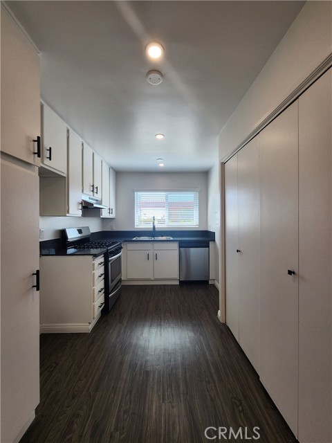 Detail Gallery Image 11 of 19 For 120 S Francisca Ave #6,  Redondo Beach,  CA 90277 - 2 Beds | 2 Baths