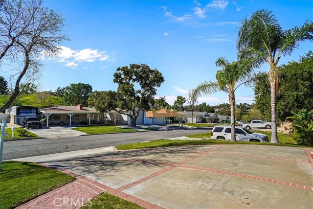 Detail Gallery Image 27 of 28 For 22573 Arriba Dr, Saugus,  CA 91350 - 4 Beds | 2 Baths