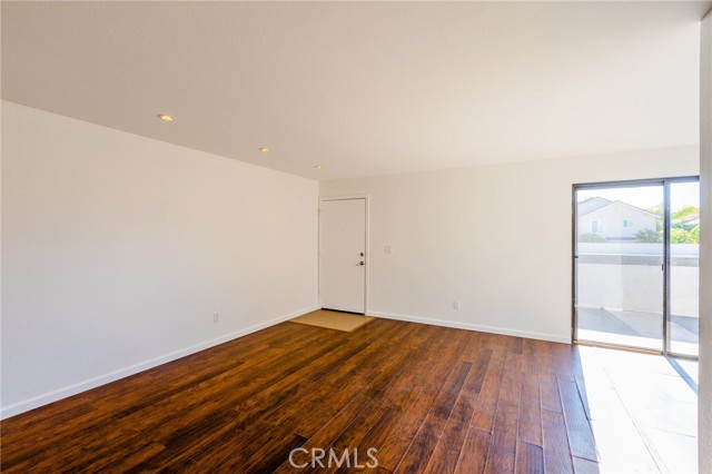 151 Majestic Court, Moorpark CA: https://media.crmls.org/medias/dafbabc2-7114-4489-b555-3fe02200e656.jpg