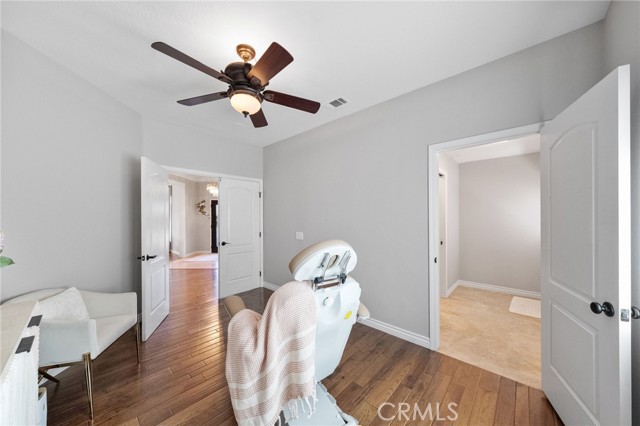 40493 Calle Katerine, Temecula CA: https://media.crmls.org/medias/dafc8e1e-35ff-4c66-8cdc-91fb232614b0.jpg