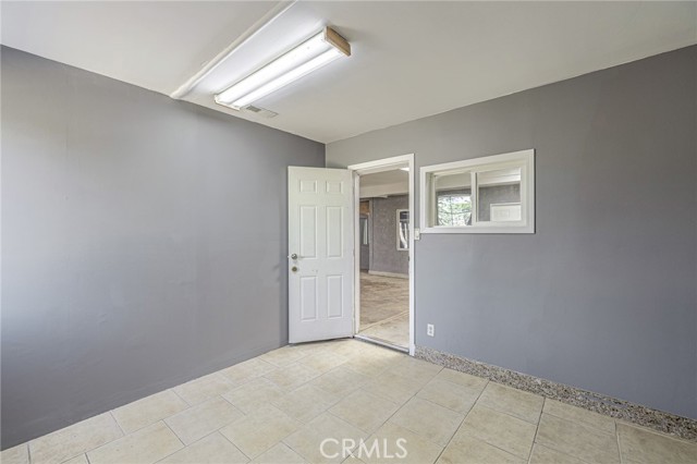 3149 E S Avenue, Palmdale CA: https://media.crmls.org/medias/dafce372-227b-4abc-9a4d-4d6ab873a56e.jpg