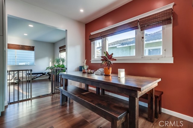 Detail Gallery Image 4 of 63 For 456 Cherry Ave, Long Beach,  CA 90802 - 3 Beds | 4 Baths