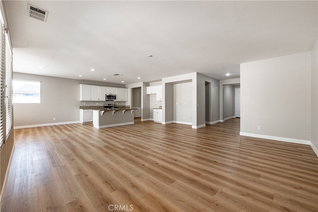 MLS #OC25175723 img 7