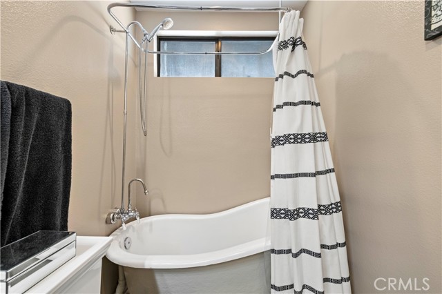 Detail Gallery Image 35 of 53 For 23644 Mesa Ct, Valencia,  CA 91355 - 3 Beds | 3 Baths