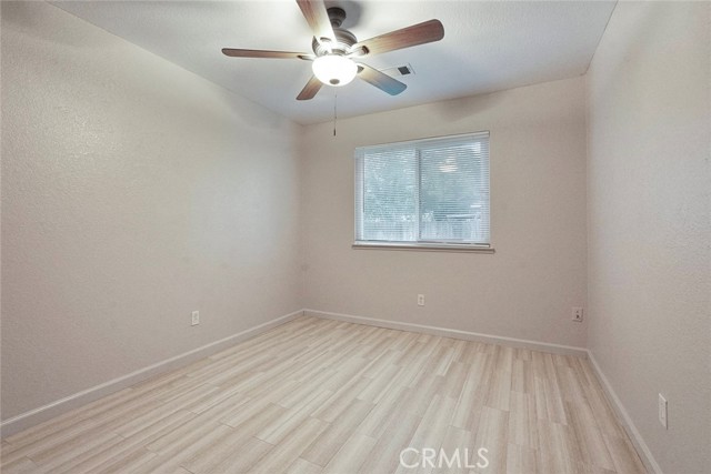 Detail Gallery Image 13 of 21 For 14117 Cates Ct, Chowchilla,  CA 93610 - 3 Beds | 2 Baths