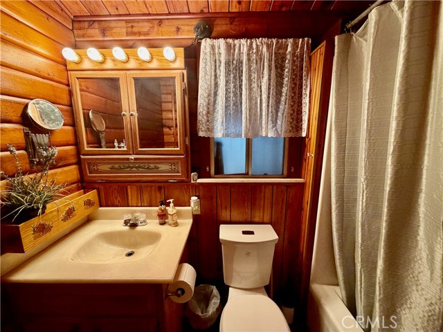 32145 Fern Drive, Running Springs, CA 92382