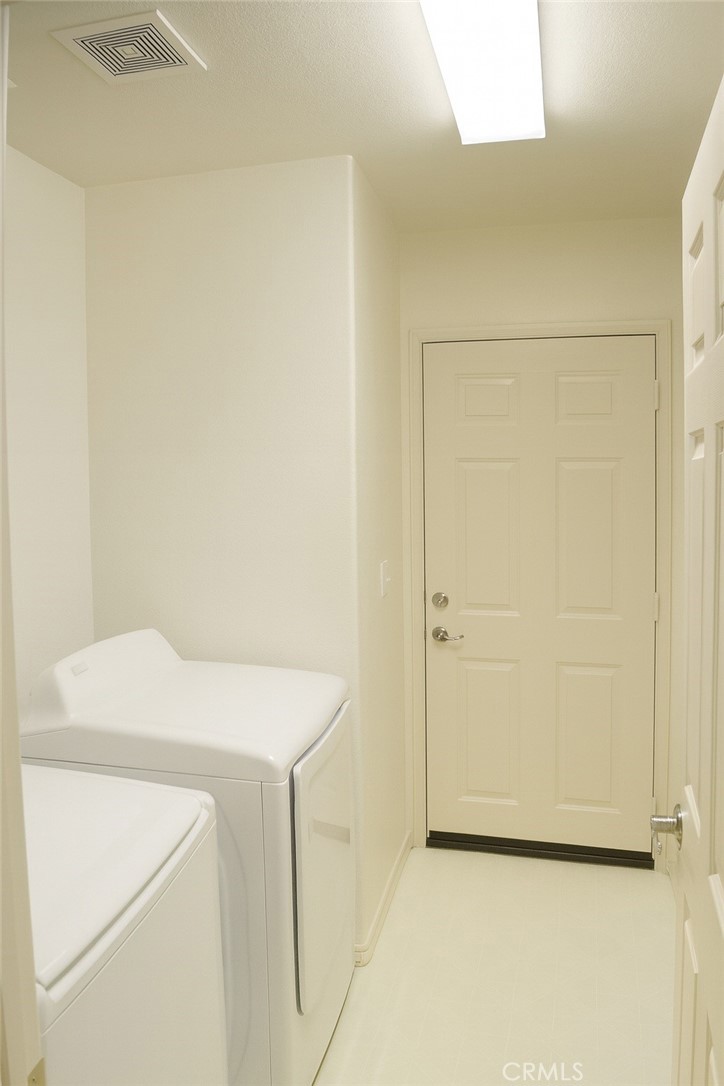 MLS #OC25164195 image #20