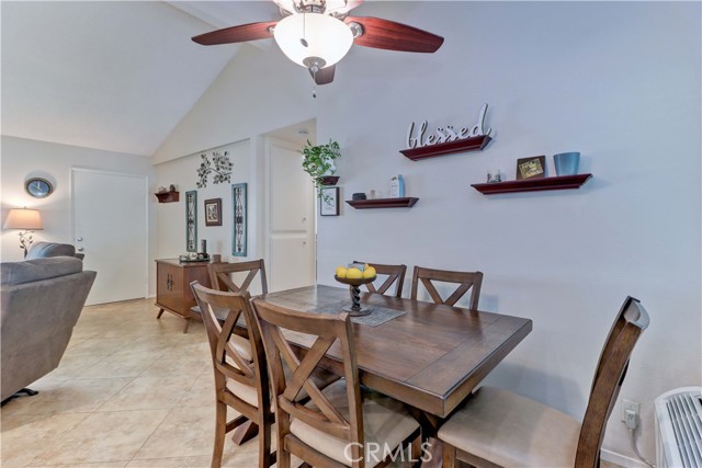 Detail Gallery Image 15 of 40 For 2273 via Mariposa #C,  Laguna Woods,  CA 92637 - 2 Beds | 2 Baths