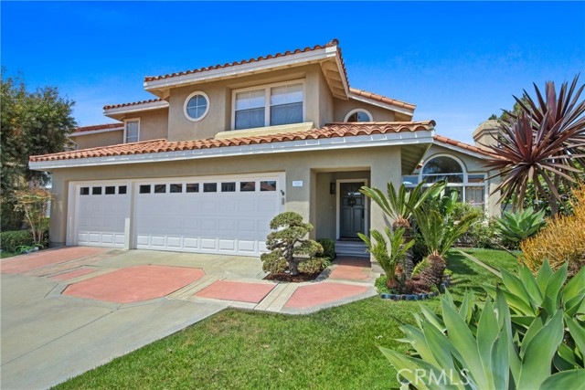 9221 Belcaro Drive, Huntington Beach CA: https://media.crmls.org/medias/db02f0f3-5ef0-4d64-9d67-a80bd7566f9a.jpg