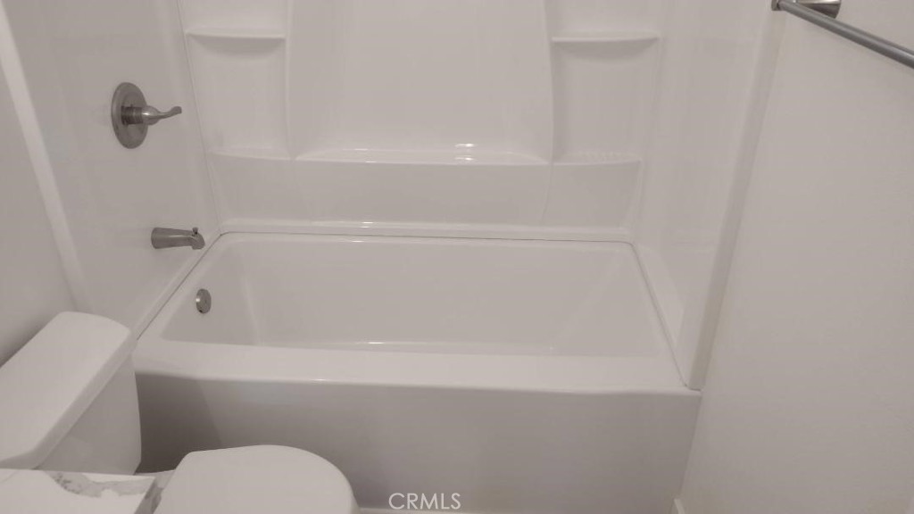 https://media.crmls.org/medias/db03e4a2-0b0d-4cfe-9877-4dc2c6706e20.jpg?preset=X-Large