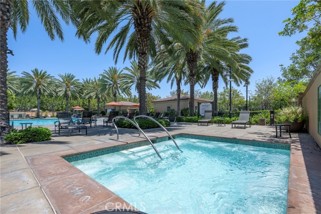 Detail Gallery Image 38 of 45 For 130 Overbrook, Irvine,  CA 92620 - 2 Beds | 2 Baths
