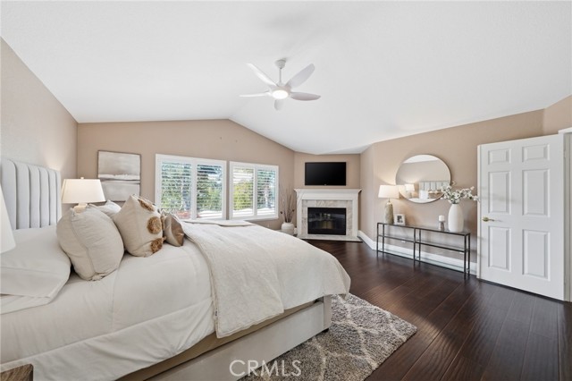 17350 Summer Oak Pl, Yorba Linda CA: https://media.crmls.org/medias/db052a7a-d452-448c-bb18-b084e3613d95.jpg