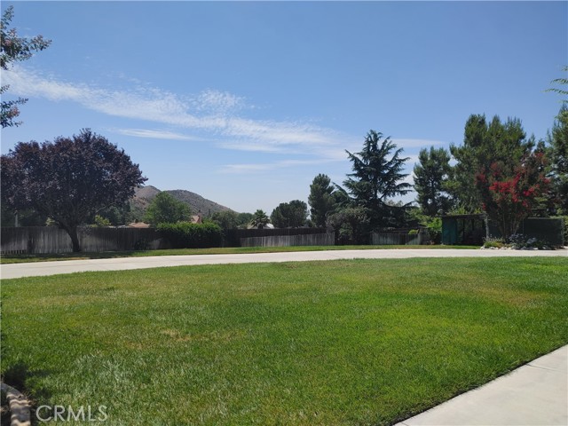 Detail Gallery Image 29 of 48 For 9886 Onyx St, Yucaipa,  CA 92399 - 3 Beds | 2/1 Baths