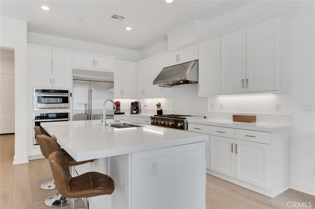 MLS #SR25278368 image #9