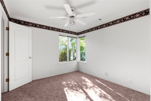 318 Meadowood Drive, Orland CA: https://media.crmls.org/medias/db05dffd-c062-4c11-b5d6-a7ebed4809a0.jpg