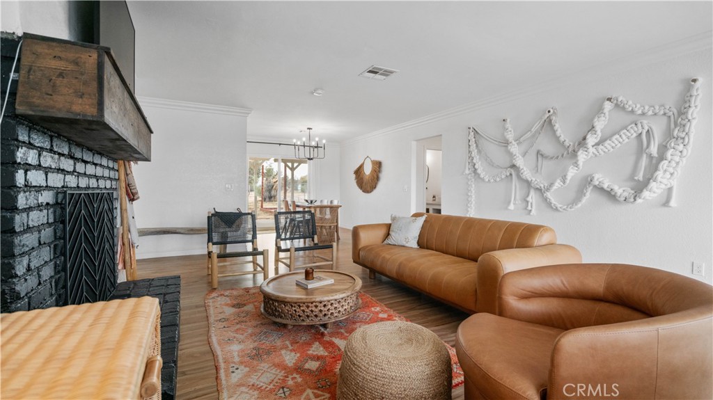 MLS #OC25194140 image #14