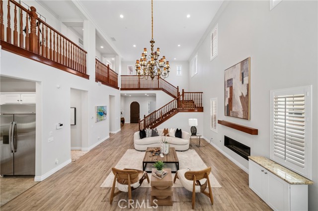 53 Interlude, Irvine CA: https://media.crmls.org/medias/db06f462-f6aa-4885-ae68-2bd58ff6d5a4.jpg
