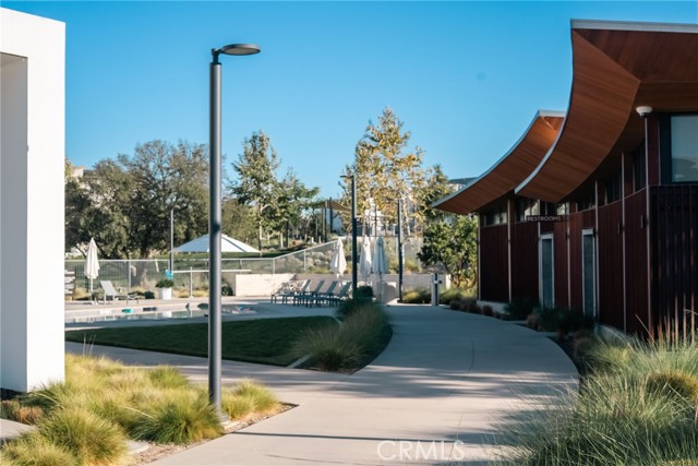 Detail Gallery Image 45 of 46 For 27410 N Merlin Pl #101,  Valencia,  CA 91381 - 2 Beds | 2 Baths