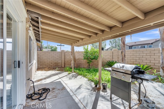 277 Avenida San Miguel, Perris CA: https://media.crmls.org/medias/db07ef25-a15d-4072-9101-0669bf45317a.jpg