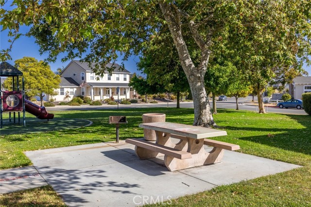 1432 Blackberry Avenue, Arroyo Grande CA: https://media.crmls.org/medias/db098136-fd02-4465-b9d7-c4b4b8fd173d.jpg