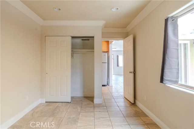 Detail Gallery Image 13 of 26 For 1521 Grismer Ave, Burbank,  CA 91504 - 2 Beds | 2 Baths