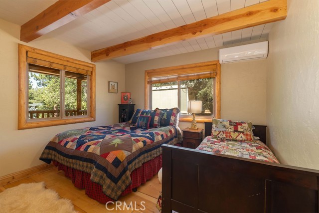 190 Yosemite Drive, Big Bear City CA: https://media.crmls.org/medias/db09fb39-ddd4-453c-8dbc-63173b78d0e3.jpg