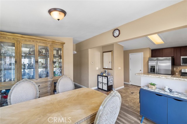 1550 Rimpau Avenue, Corona CA: https://media.crmls.org/medias/db0a05cf-de42-4b99-8662-59a456e43cab.jpg