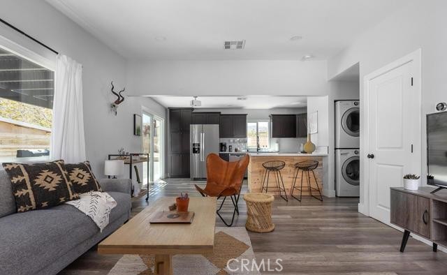 Detail Gallery Image 6 of 20 For 61591 La Jolla, Joshua Tree,  CA 92252 - 3 Beds | 2 Baths