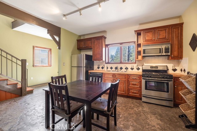 505 Lakewood Lane, Big Bear Lake, CA 92315