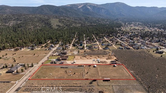 Detail Gallery Image 2 of 16 For 735 Cypress, Big Bear City,  CA 92314 - – Beds | – Baths