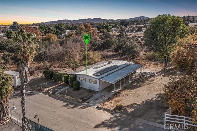 17221 Hidalgo Drive, Perris CA: https://media.crmls.org/medias/db0d1ac8-c1ee-4478-84e5-96f16d00f1a1.jpg